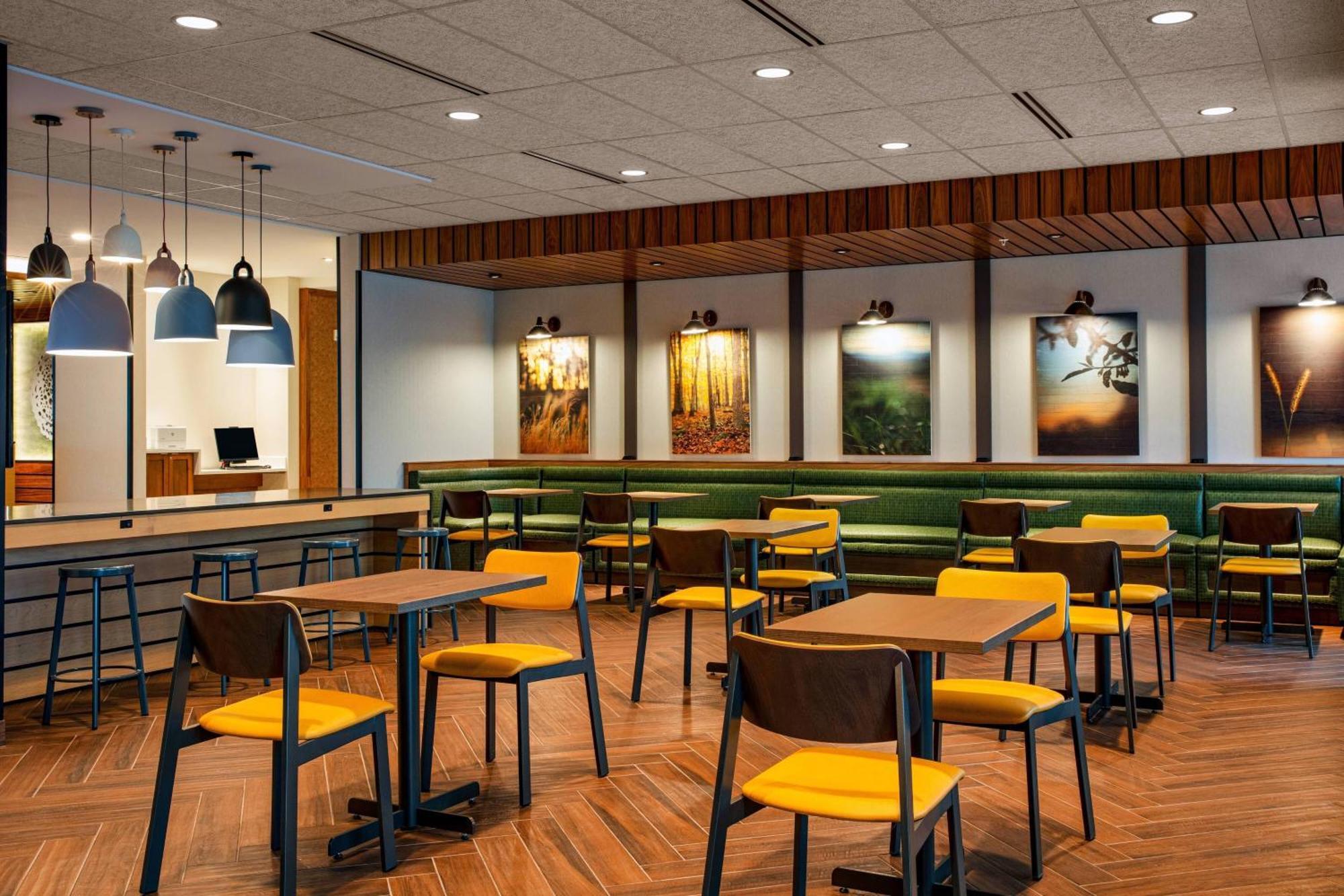 Fairfield By Marriott Inn & Suites Harrisburg West/Mechanicsburg Exterior photo